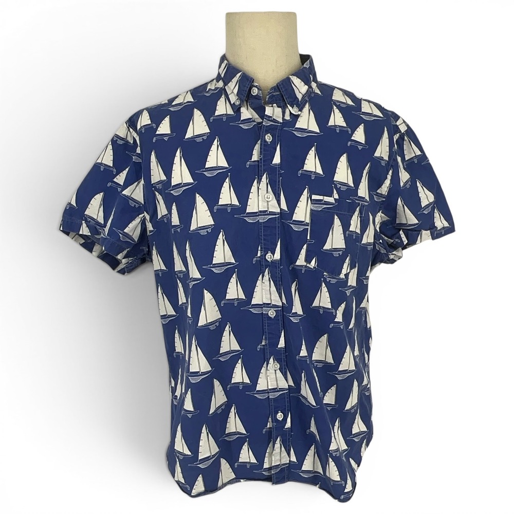 J.Crew Mens XL Blue Sailboat Print Short Sleeve Button Down Shirt Nautical Beach